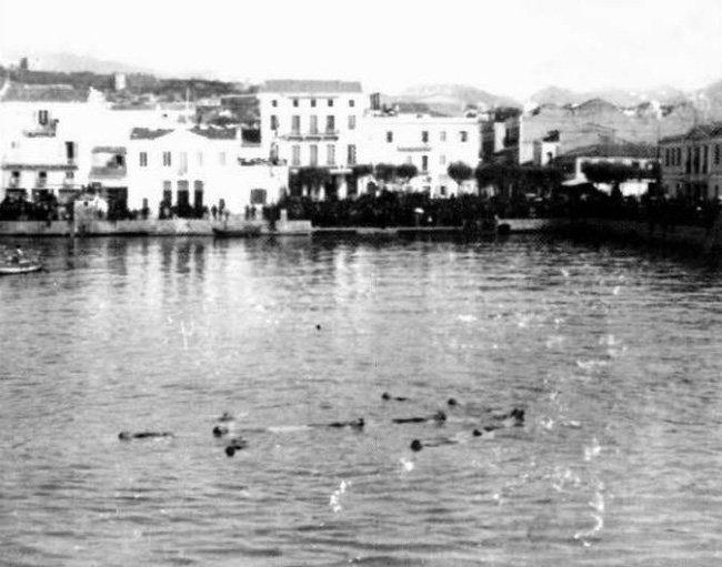 1906 Exhibition of figure swimming