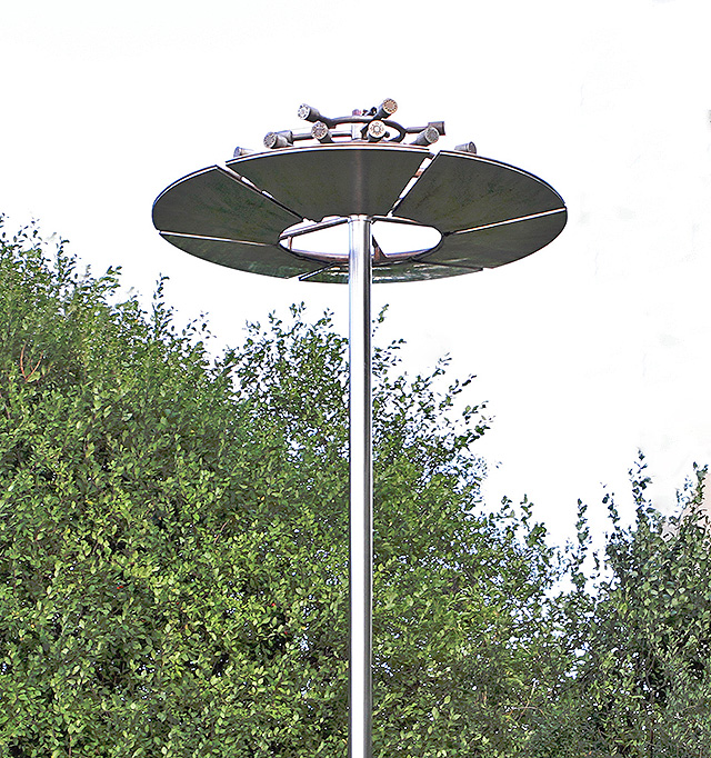 Paavo Nurmi lights the fire at the Olympic games in Helsinki 1952.