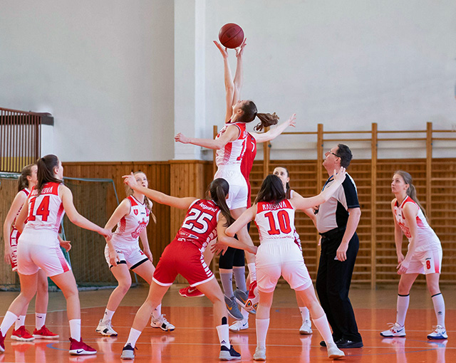 College basketball game