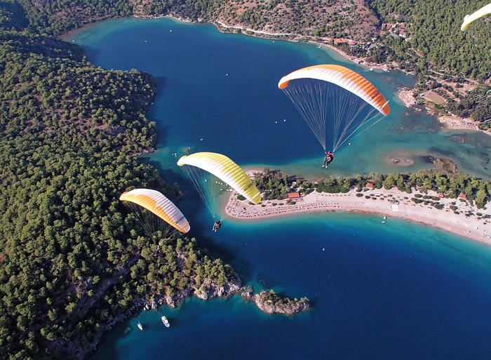 paragliders