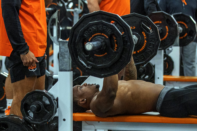 Bench press fitness test at American football combine